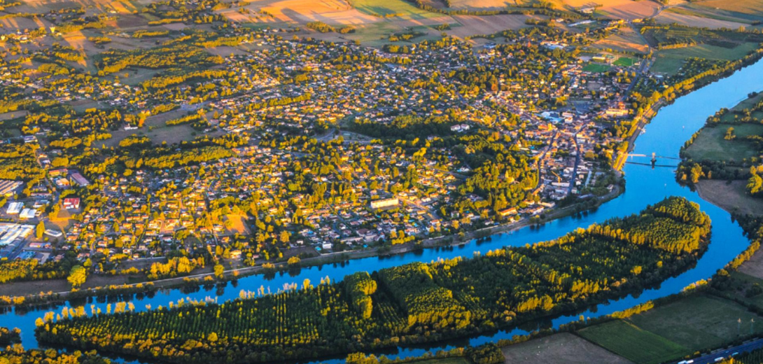 The EMI app: monitoring water resource trends